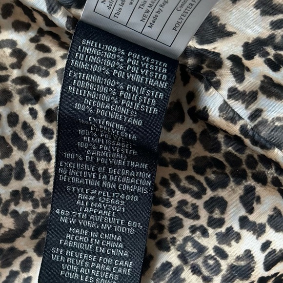 Perry Ellis Portfolio Purple Puffer Jacket with Leopard Print Lining - Picture 10 of 14